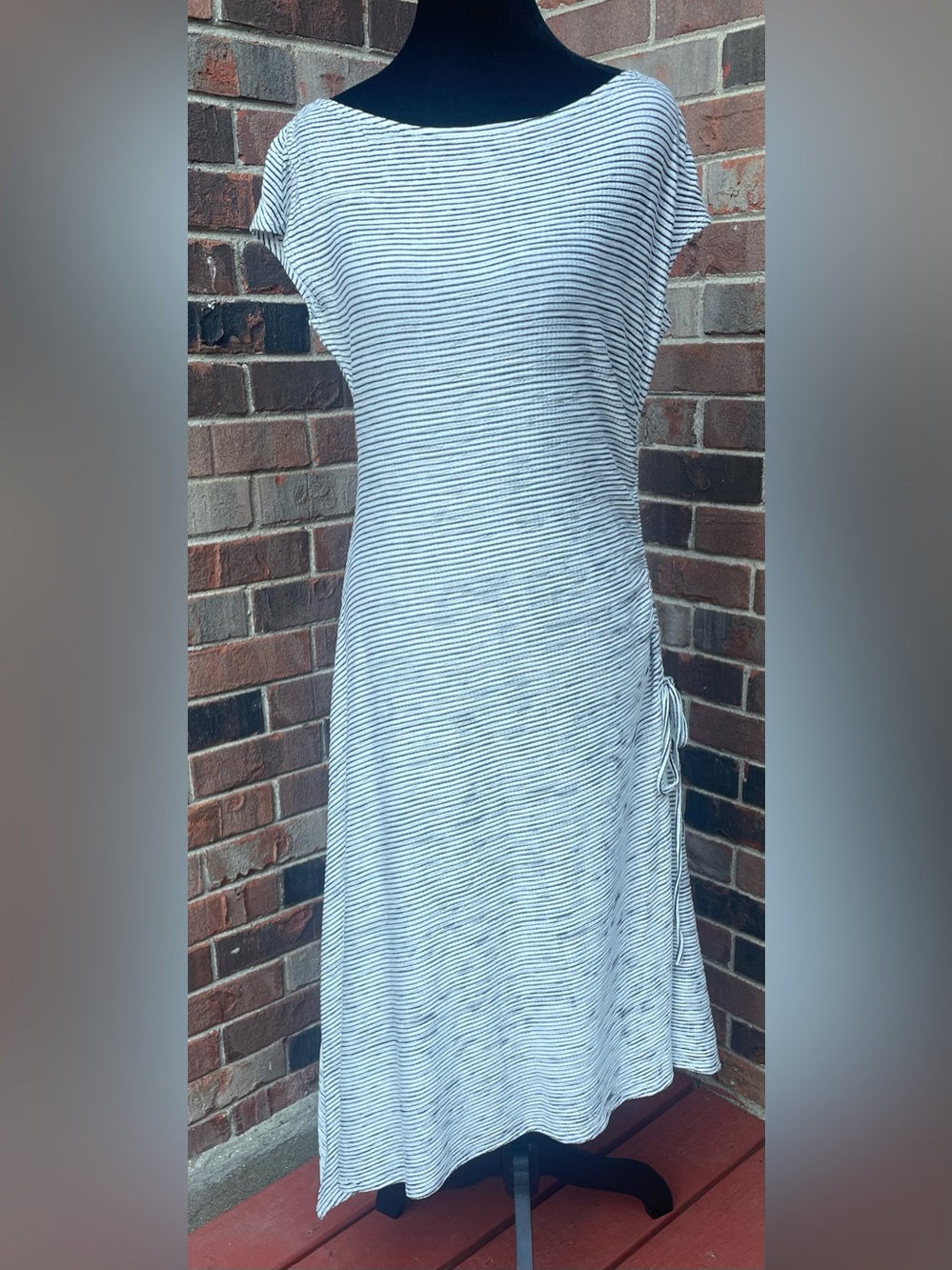 Max Studio Women's White/Black Textured Sleeveless Assymetrical Dress Sz M NWOT
